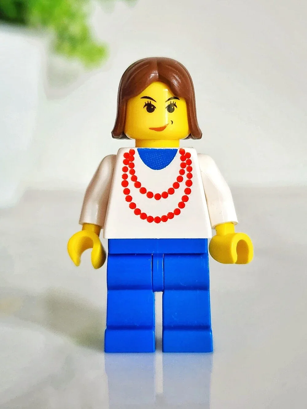 RARE Genuine Retired LEGO Classic Town Female Minifigure Red Blue Legs Hair 1988